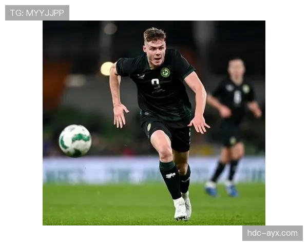 布巴卡里·萨马雷英超表现抢眼,助球队稳步提升竞争力 布巴卡里·萨马雷英超表现抢眼,助球队稳步提升竞争力