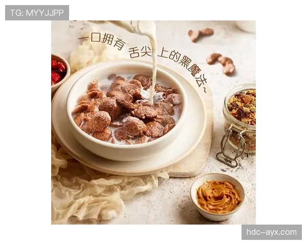 刷到C罗家里那张早餐桌照，我默默把自己的麦片盒塞回柜子里